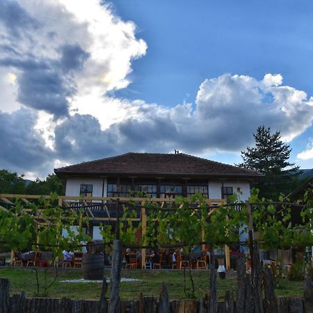 Corbadziski An Ethno House Panzió Vratnica Kültér fotó